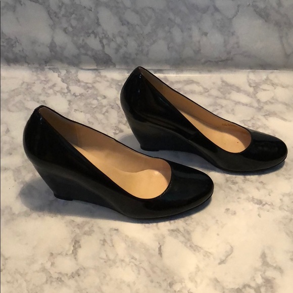 cole haan black wedge pump